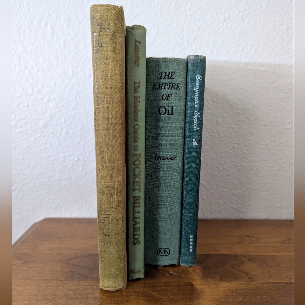 #5 Stack of 4 hardcover green vintage books - Picture 2 of 6